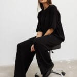 Spodnie-Damskie-Przewodnik-po-Trendach-i-Stylizacjach